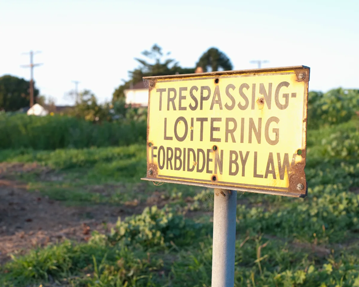 The Florida by law sign serves as a warning against trespassing and lotterying, emphasizing the consequences that drivers should be aware of. It is important for anyone encountering this sign to understand the